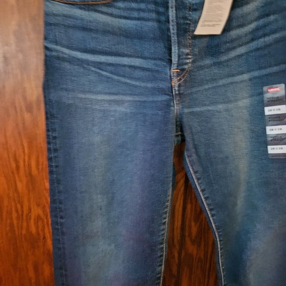Levi's Women's Wedgie Straight Jeans SZ 28 - Picture 7 of 13